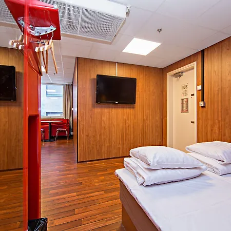Hotell Omena Loennrotinkatu 3*