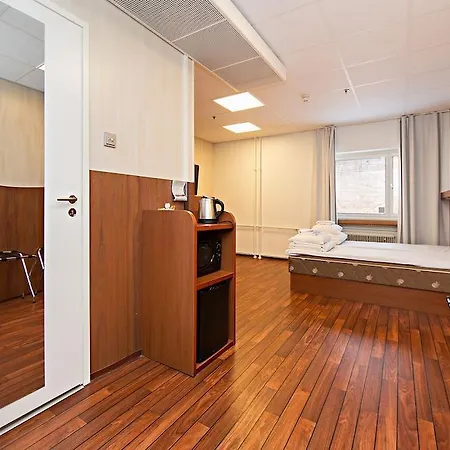 Hotel Omena Loennrotinkatu 3*