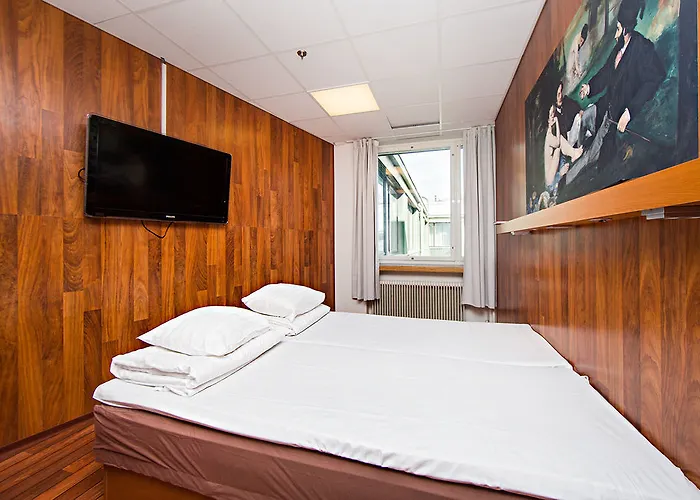 Omena Loennrotinkatu 3* Helsinki