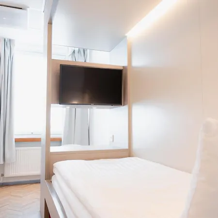 Hotel Omena Loennrotinkatu 3*