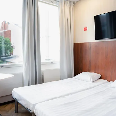 Omena Loennrotinkatu Hotel 3*