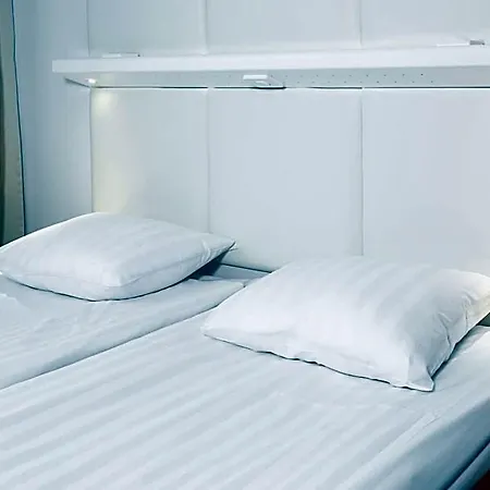 Omena Loennrotinkatu 3* Helsínquia