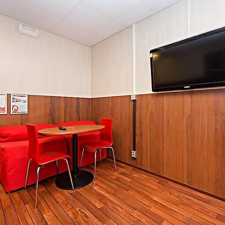 Omena Lönnrotinkatu 3*