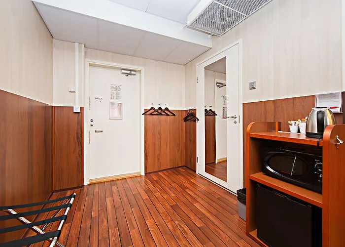 Omena Loennrotinkatu Helsinky