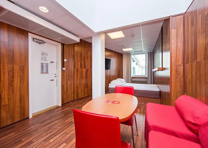 Omena Loennrotinkatu 3* Helsinki