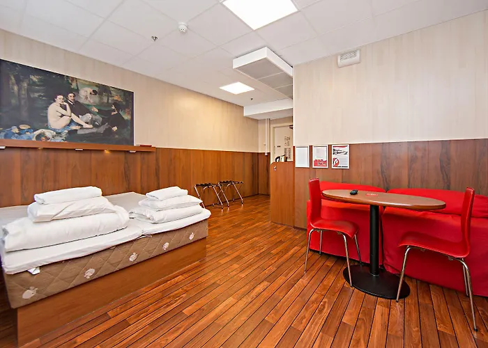 Omena Loennrotinkatu Hotel